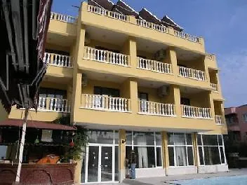 Alba Hotel 2*